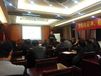 运营六法创业绩 灯塔璀璨立标杆 ——杭州萨米特灯塔项目圆满成功！业务培训赋能终端新高度